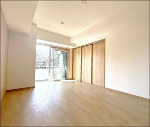 光が入るリビングは解放感があります♪